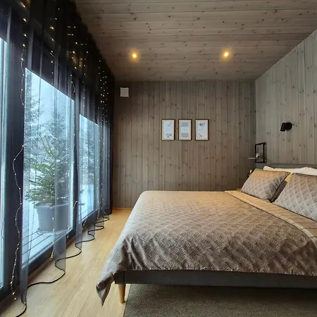 Semesterbostad Mysikaspot *